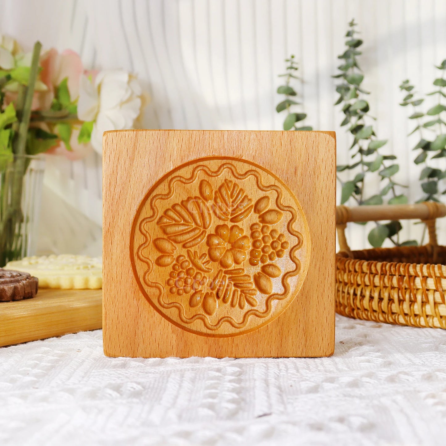 Wooden 3D Cookie Mold with Flower Patterns, DIY Carved Embossed Cookie Cutter for Baking Fondant, Cake, and Biscuits